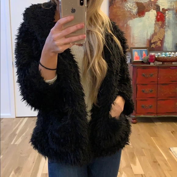 Black Faux Fur Hooded Coat - Picture 3 of 7